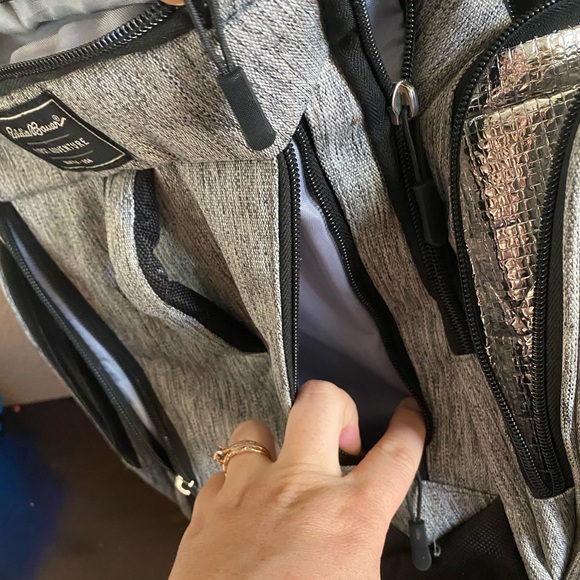 Eddie Bauer Travel Diaper Bag - Picture 2 of 7